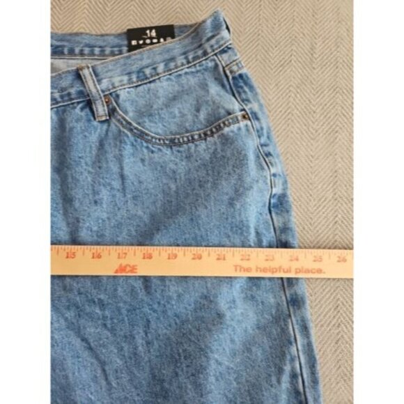 Fashion Nova Curve Crossover Straight Leg Jean Medium Wash SZ 14 Botton Fly NWT - Picture 15 of 16